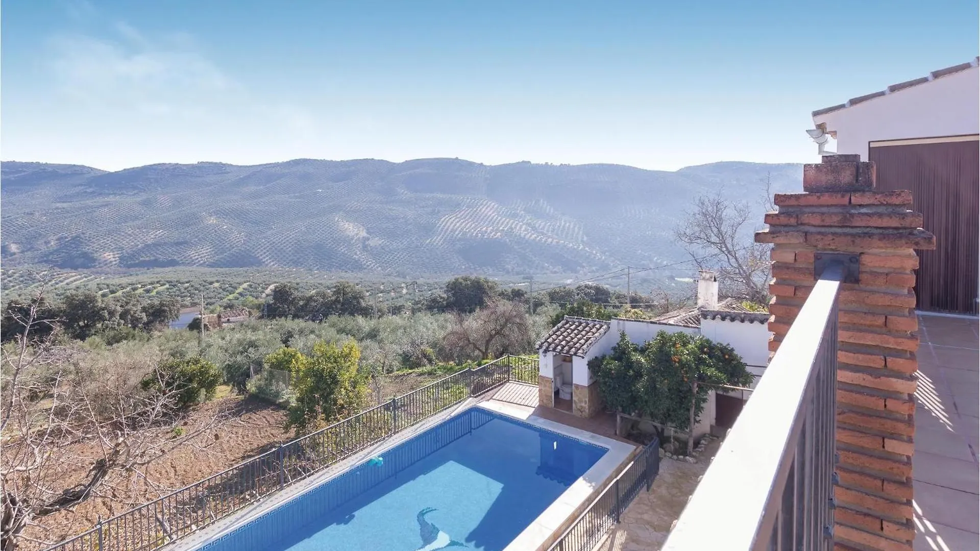 8 Bedroom Lovely Home In Iznájar