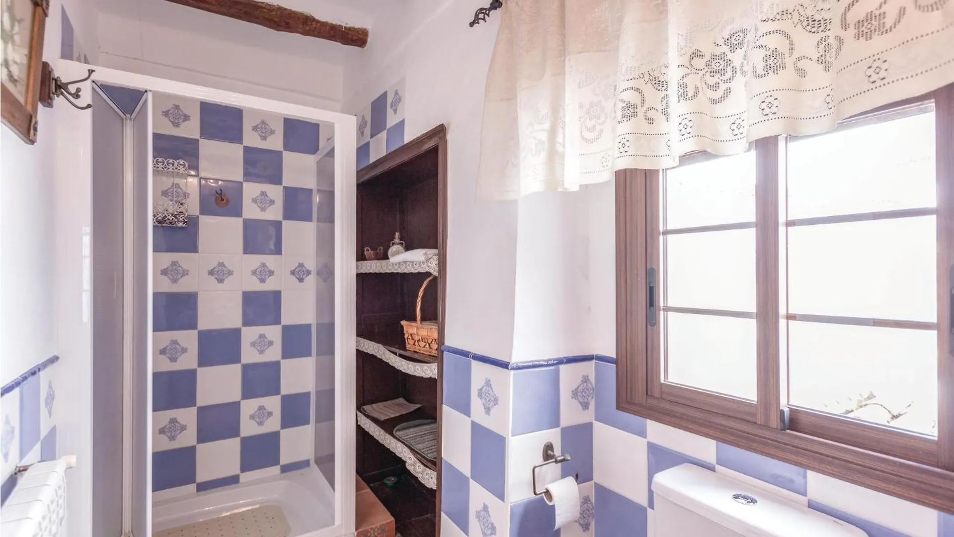 Ferienhaus 8 Bedroom Lovely Home In Iznájar Spanien