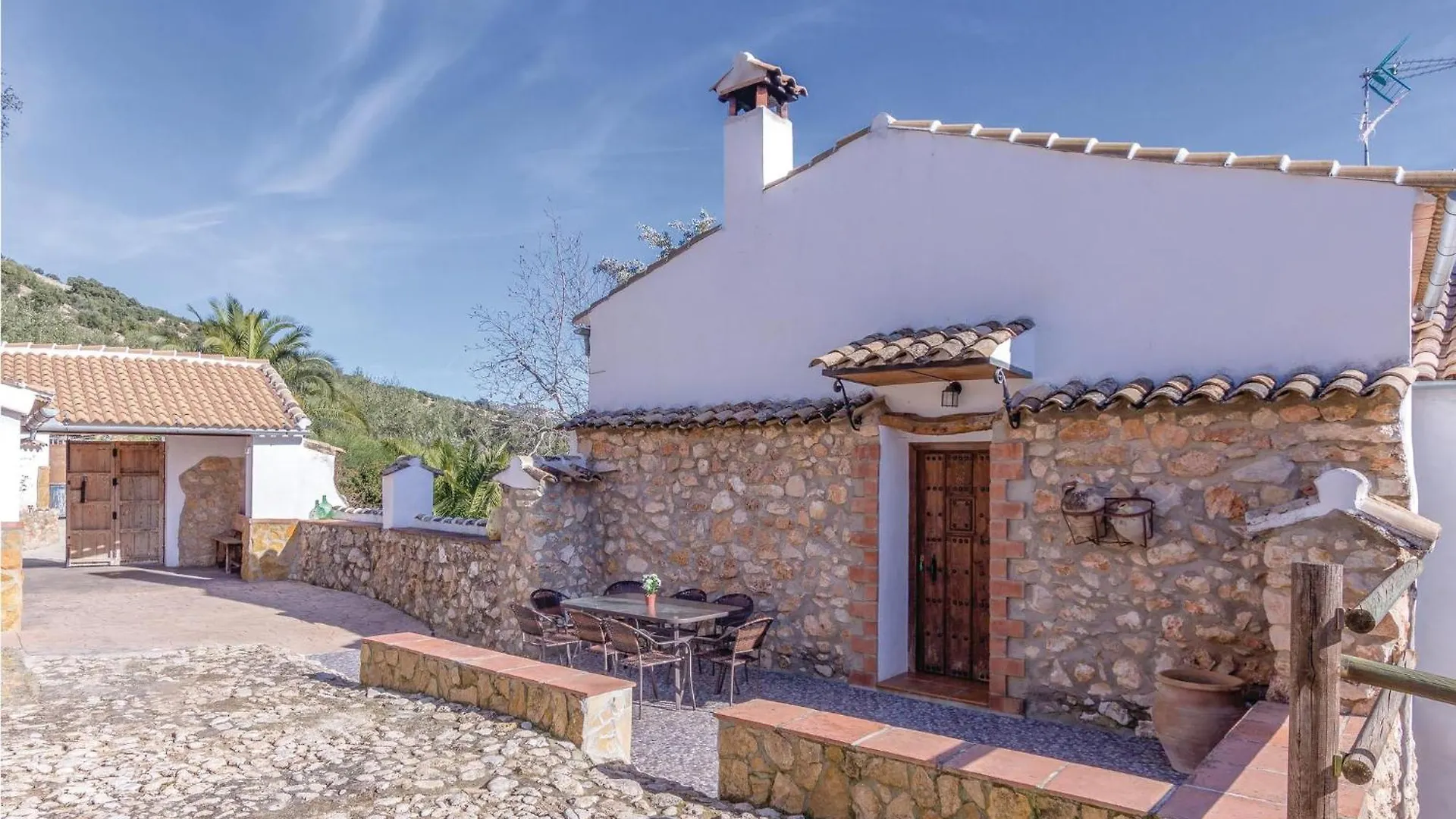 Holiday home 8 Bedroom Lovely Home In Iznajar