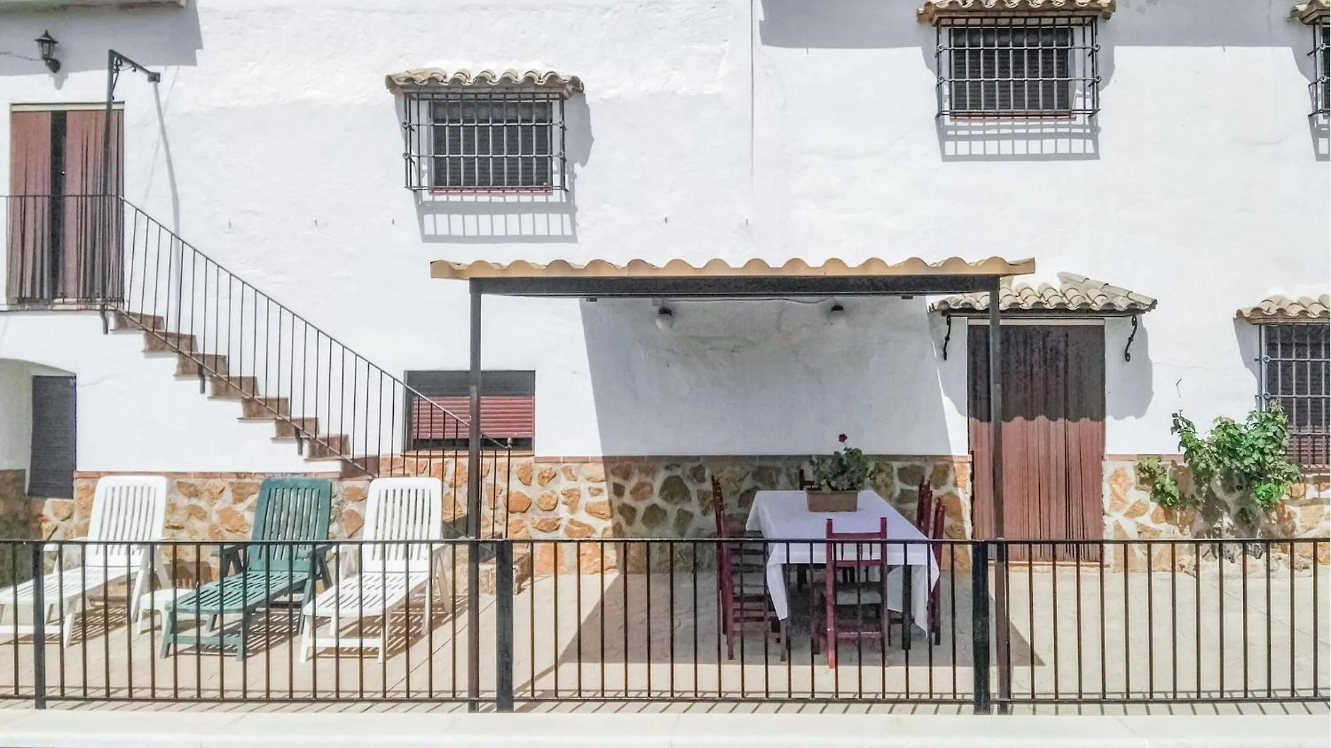Holiday home 8 Bedroom Lovely Home In Iznajar